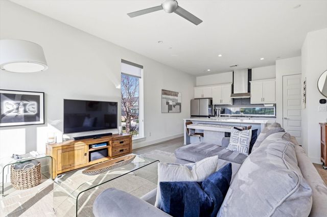 6022 Lewis Street 101, Dallas, TX 75206