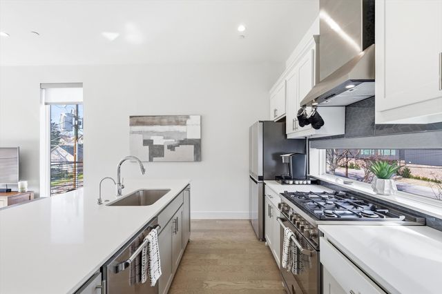 6022 Lewis Street 101, Dallas, TX 75206