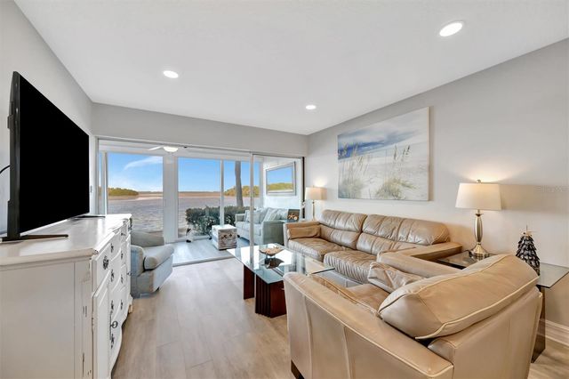 4310 FALMOUTH DRIVE 102, Longboat Key, FL 34228