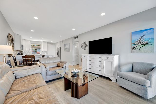 4310 FALMOUTH DRIVE 102, Longboat Key, FL 34228