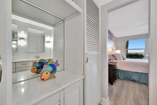 4310 FALMOUTH DRIVE 102, Longboat Key, FL 34228