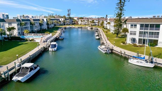 4310 FALMOUTH DRIVE 102, Longboat Key, FL 34228