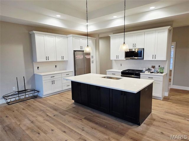 433 Briarberry Drive, Shiloh, IL 62221