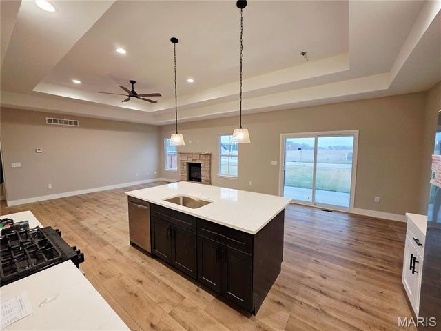 433 Briarberry Drive, Shiloh, IL 62221