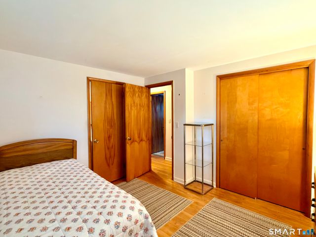 27 West Street, Cromwell, CT 06416