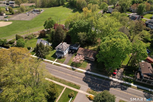 27 West Street, Cromwell, CT 06416