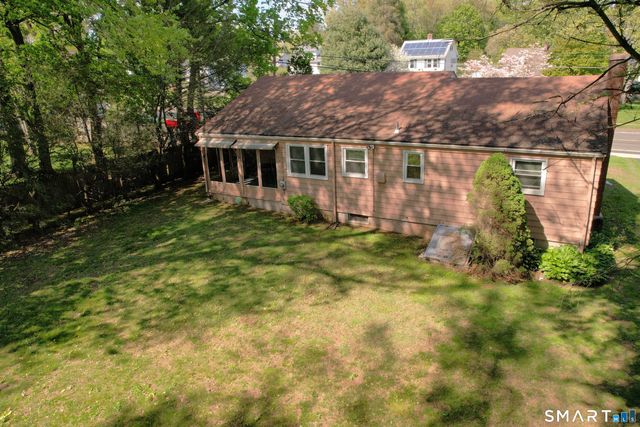 27 West Street, Cromwell, CT 06416