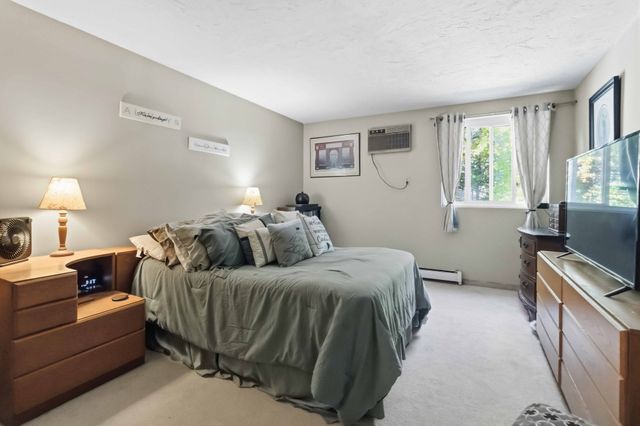 210 Fellsview Terrace 214, Stoneham, MA 02180