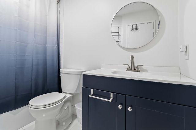 210 Fellsview Terrace 214, Stoneham, MA 02180