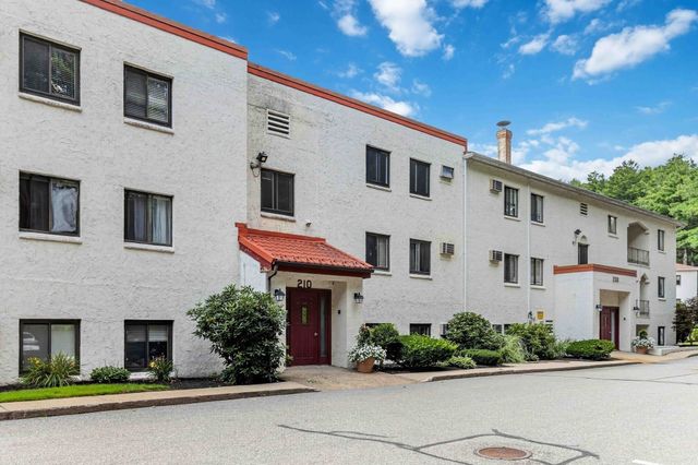 210 Fellsview Terrace 214, Stoneham, MA 02180