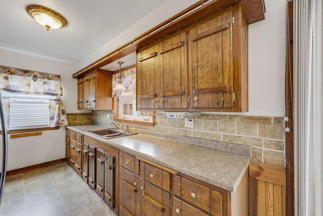 701 Williams AVENUE, South Milwaukee, WI 53172