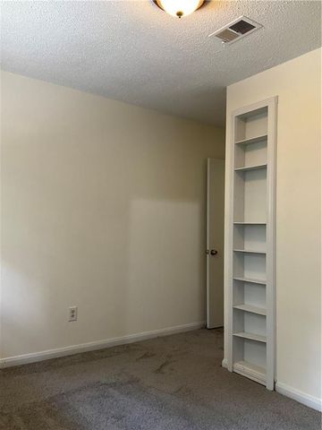 6354 SHANNON Parkway 6D, Union City, GA 30291