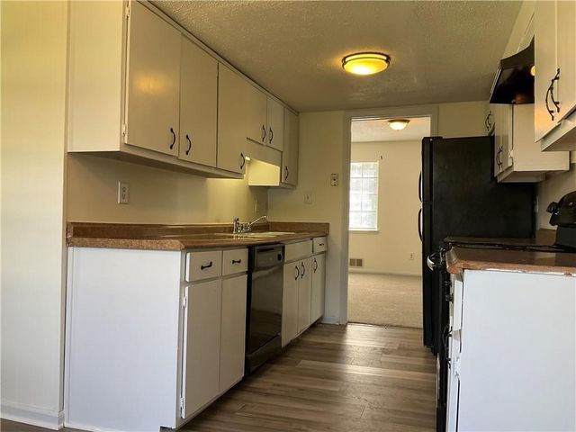 6354 SHANNON Parkway 6D, Union City, GA 30291