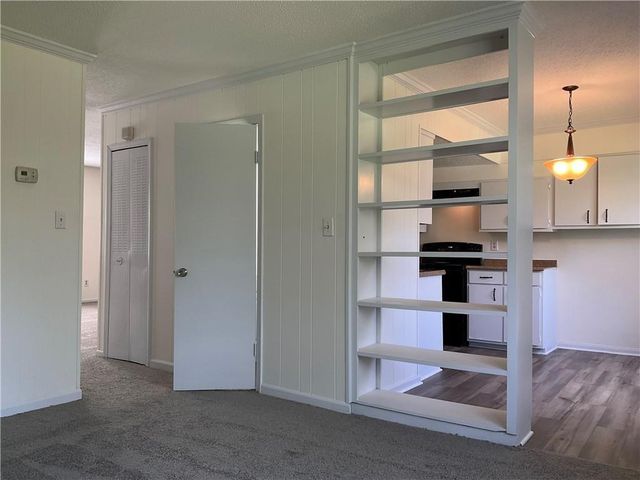 6354 SHANNON Parkway 6D, Union City, GA 30291