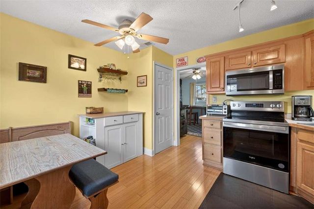 315 Hilderbrand Drive B4, Sandy Springs, GA 30328