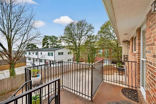 315 Hilderbrand Drive B4, Sandy Springs, GA 30328