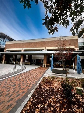 315 Hilderbrand Drive B4, Sandy Springs, GA 30328