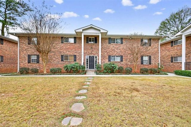 315 Hilderbrand Drive B4, Sandy Springs, GA 30328