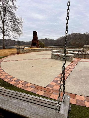 315 Hilderbrand Drive B4, Sandy Springs, GA 30328