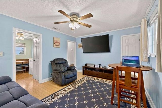 315 Hilderbrand Drive B4, Sandy Springs, GA 30328