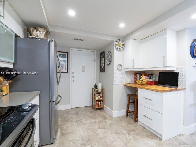 2150 Sans Souci Blvd C1004, North Miami, FL 33181