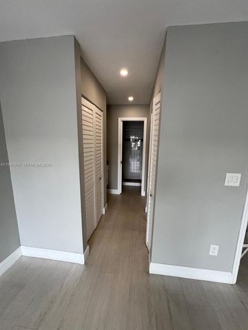 3642 NE 171st St 504, North Miami Beach, FL 33160