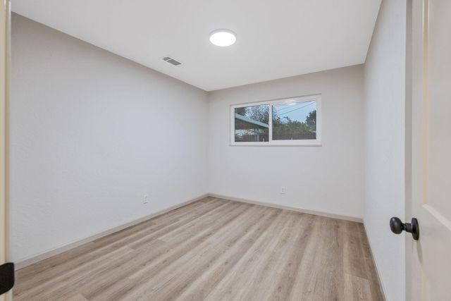 255 Lombardy Lane, Lemoore, CA 93245