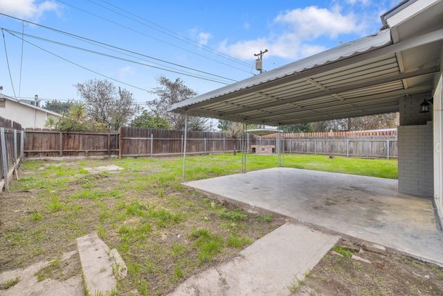 255 Lombardy Lane, Lemoore, CA 93245