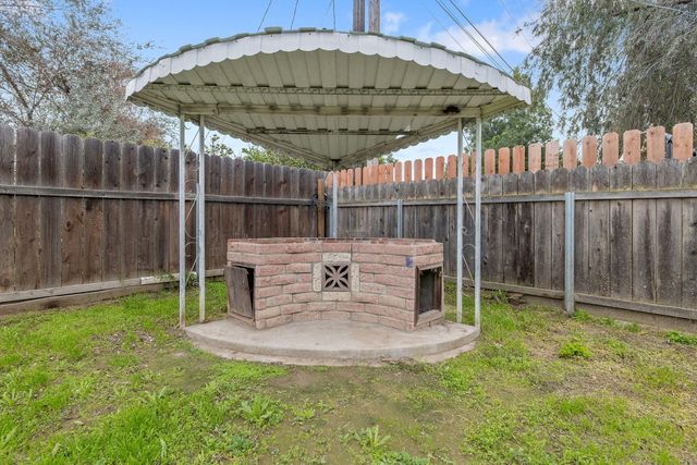 255 Lombardy Lane, Lemoore, CA 93245