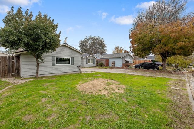 255 Lombardy Lane, Lemoore, CA 93245