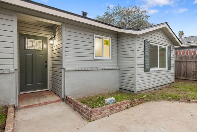 255 Lombardy Lane, Lemoore, CA 93245