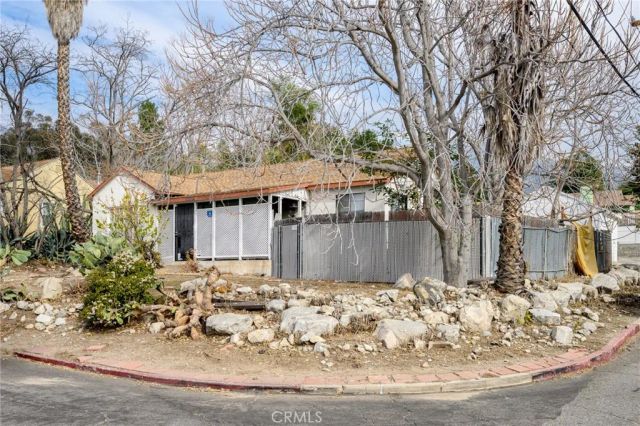 7025 Day Street, Tujunga, CA 91042