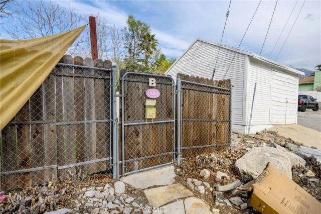 7025 Day Street, Tujunga, CA 91042