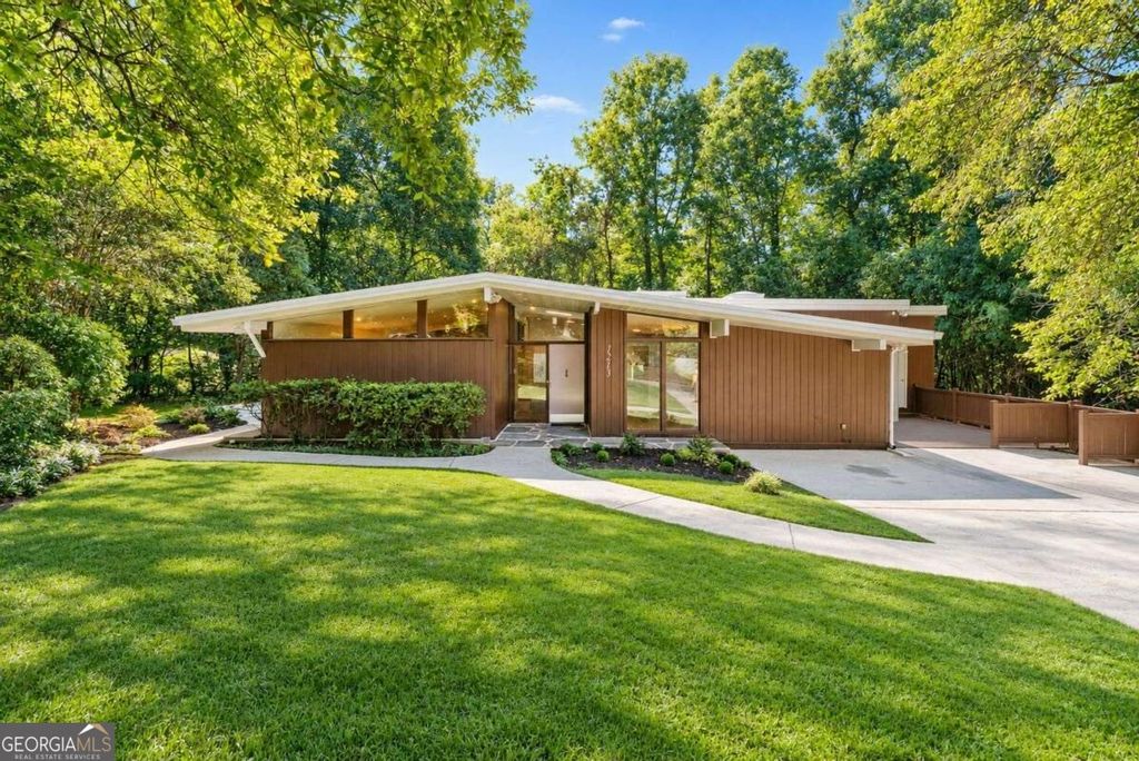 1213 Poplar Grove Drive NE, Atlanta, GA 30306 — exterior