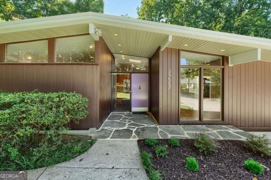 1213 Poplar Grove Drive NE, Atlanta, GA 30306 — photo 2