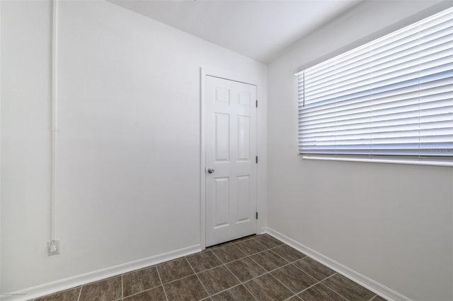 927 W OLYMPIA AVENUE, Punta Gorda, FL 33950