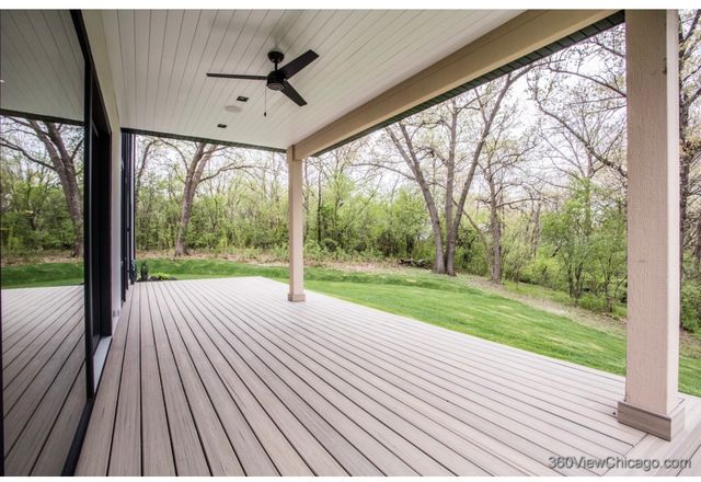 12900 S 86th Avenue, Palos Park, IL 60464