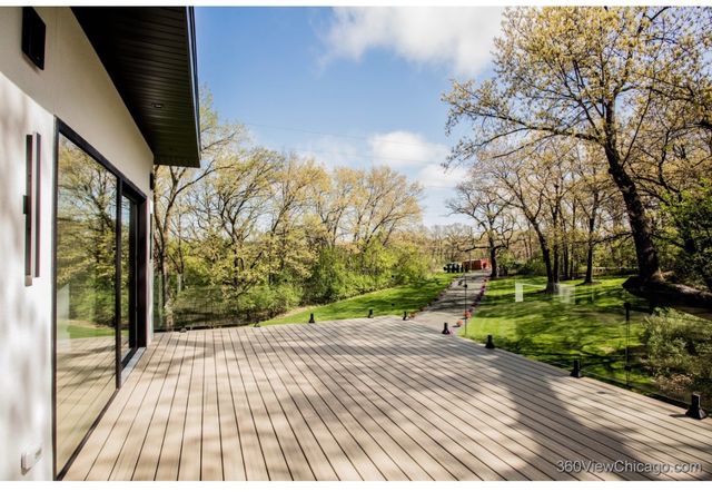 12900 S 86th Avenue, Palos Park, IL 60464