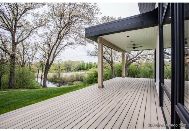 12900 S 86th Avenue, Palos Park, IL 60464
