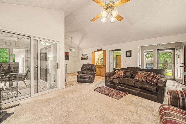 37 Fenchurch Drive, Bella Vista, AR 72715