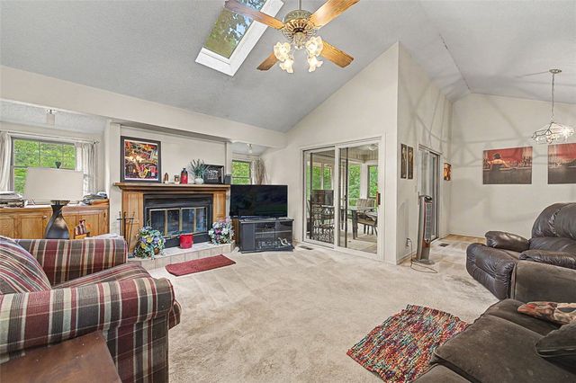 37 Fenchurch Drive, Bella Vista, AR 72715