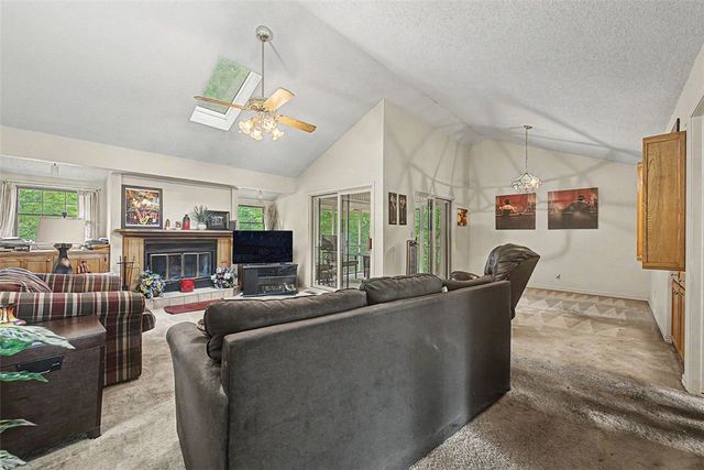 37 Fenchurch Drive, Bella Vista, AR 72715