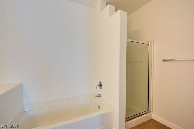 2291 West Horizon Ridge Parkway 8243, Henderson, NV 89052