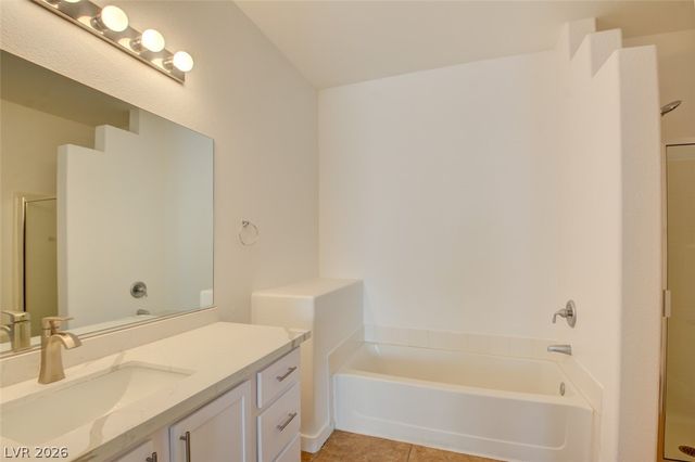 2291 West Horizon Ridge Parkway 8243, Henderson, NV 89052