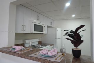 17901 NW 68th Ave S204, Hialeah, FL 33015