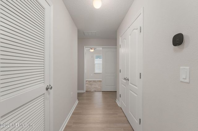 5132 OAK BEND Avenue, Jacksonville, FL 32257