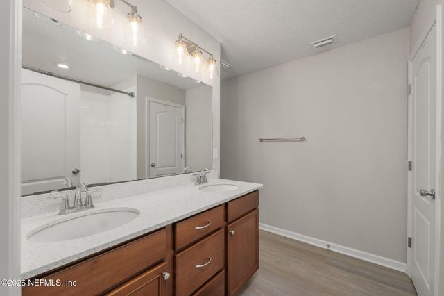 5132 OAK BEND Avenue, Jacksonville, FL 32257
