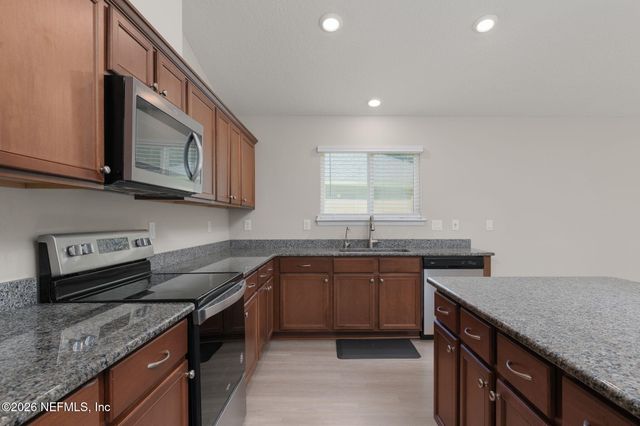 5132 OAK BEND Avenue, Jacksonville, FL 32257