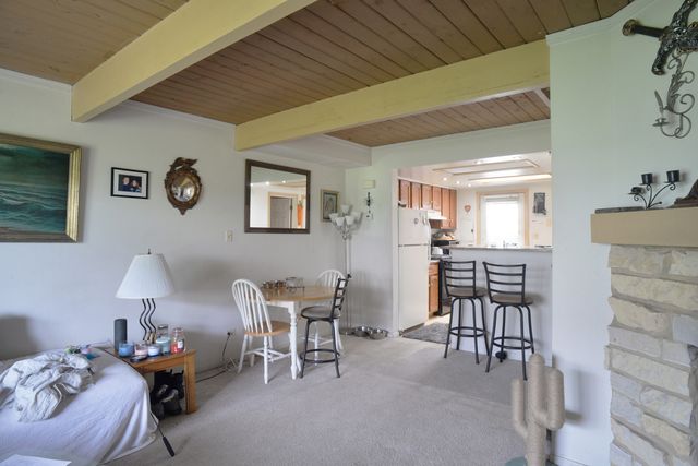 375 Meadow Green Lane, Round Lake Beach, IL 60073
