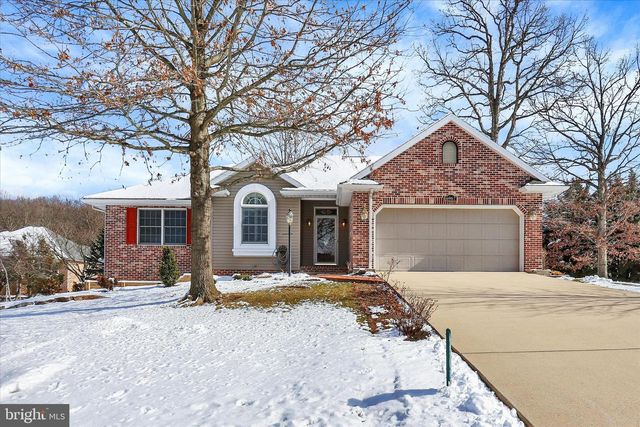 6967 FAIRWAY OAKS, Fayetteville, PA 17222